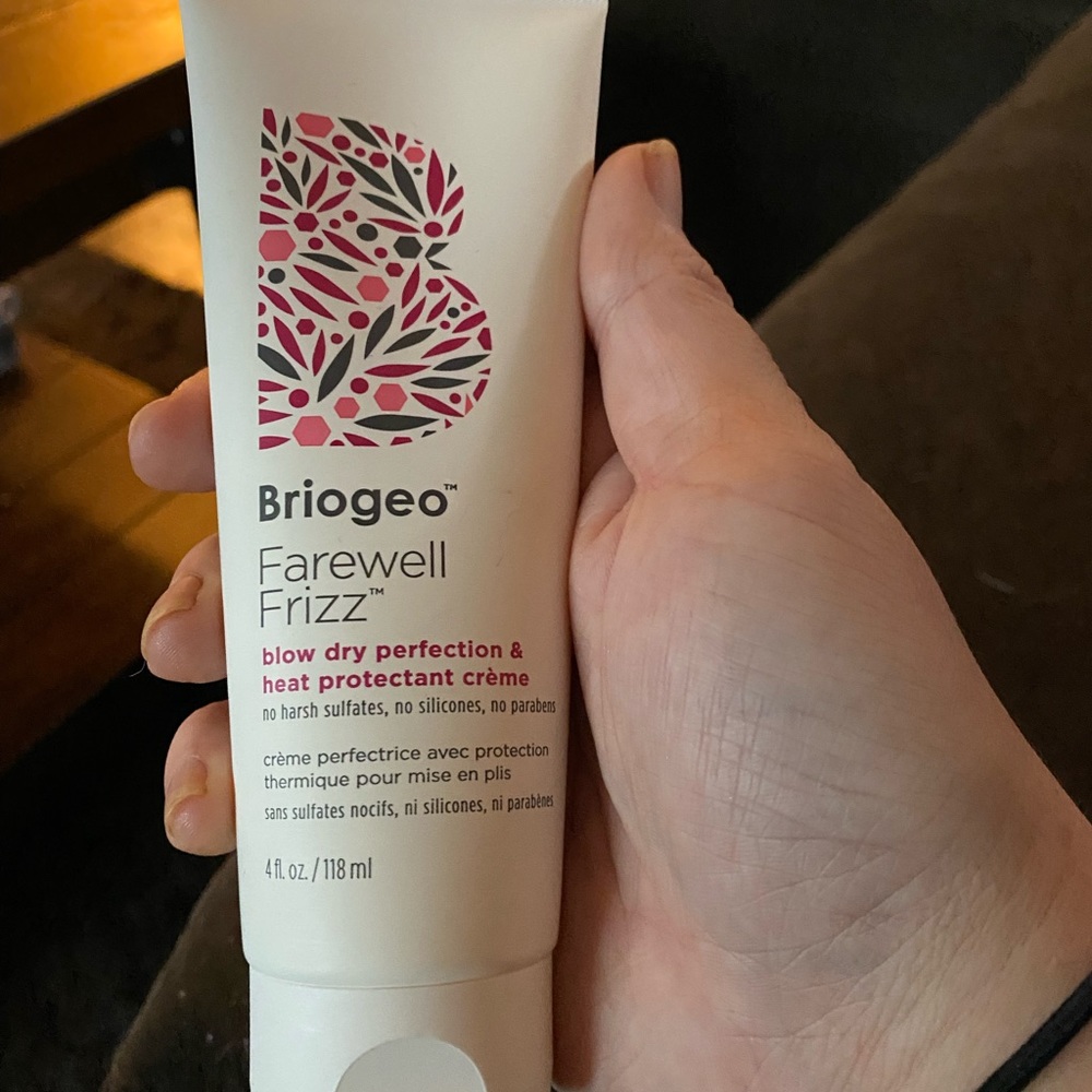BNIB Briogeo Fairwell Frizz heat/damage lotion